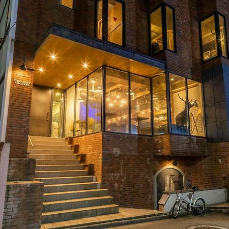 金沢市 ミッドナイト ロッカーズホステル エクステリア 写真