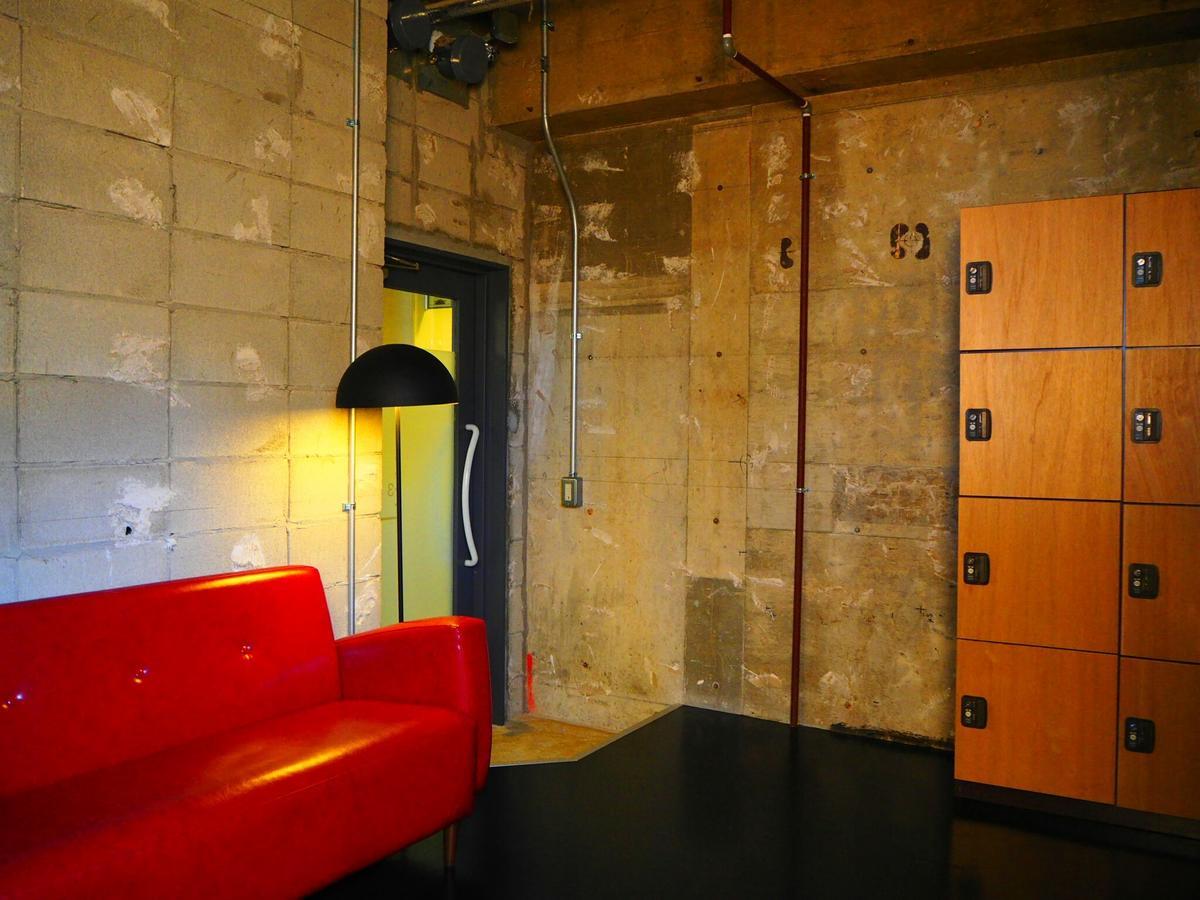 金沢市 ミッドナイト ロッカーズホステル エクステリア 写真